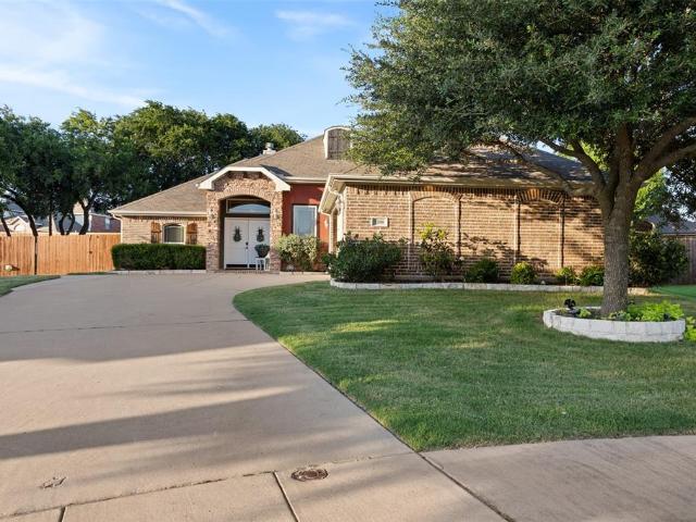 House for sale in Ellis, Texas