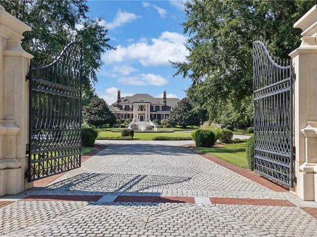 House for sale in Suwanee, Georgia