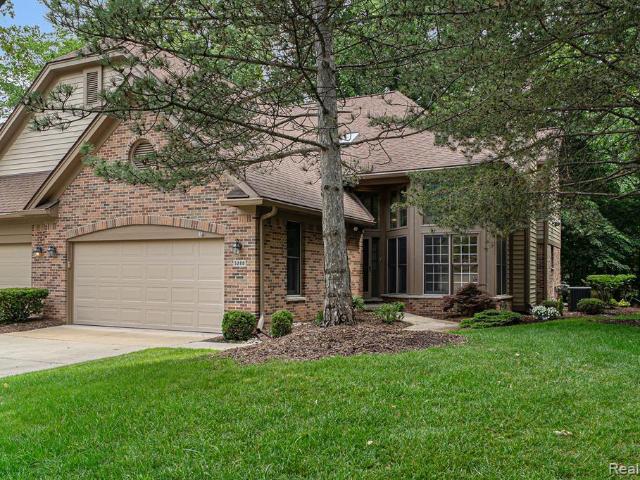 Condo for sale in Dearborn