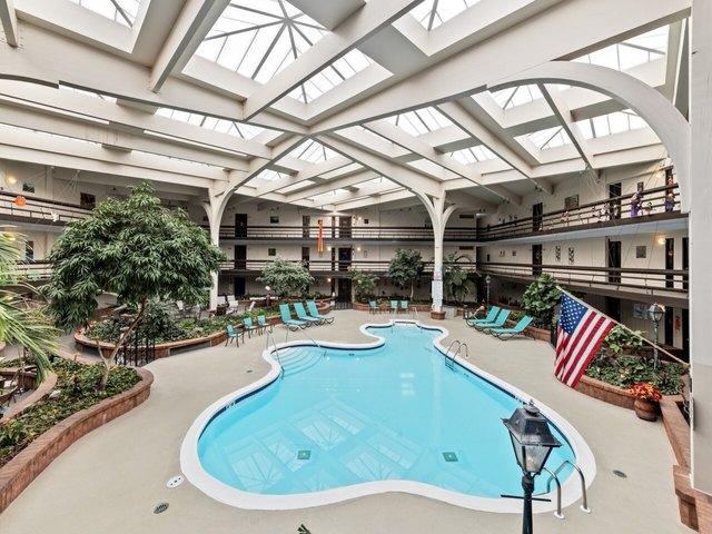 Condo for sale in Greenfield Park, Wisconsin