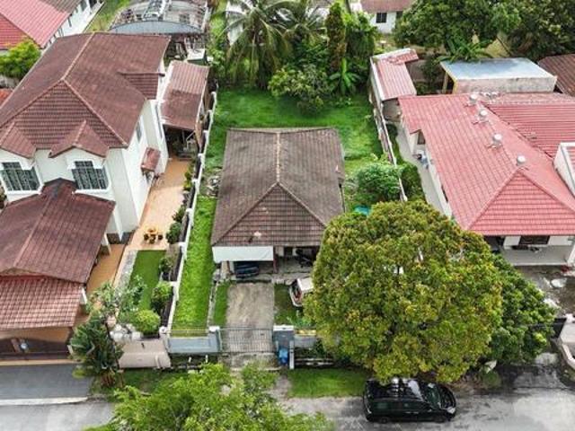 Bungalow for sale in Petaling, Alam Impian