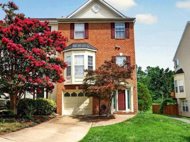 Townhouse for sale in Virginia