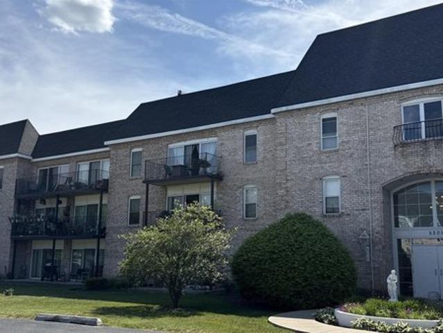 Condo for sale in Rolling Meadows, Illinois