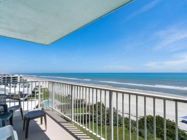 Condo for sale in New Smyrna Beach, Florida