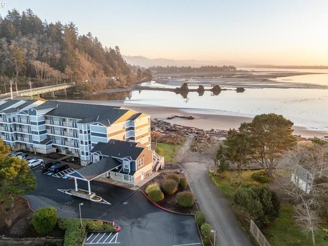 Condo for sale in Oregonia