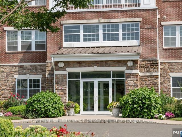 Condo for sale in Passaic, New Jersey