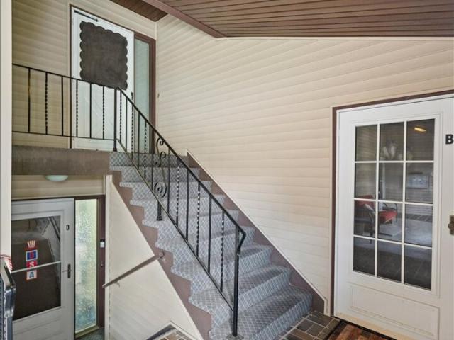Condo for sale in Mchenry, Illinois
