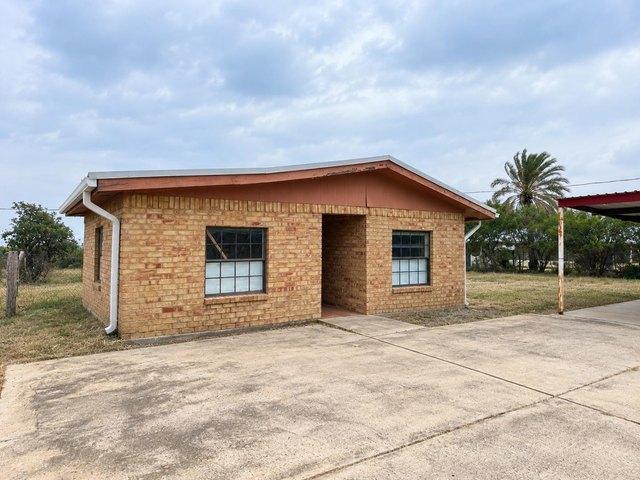 House for sale in Zapata, Zapata County