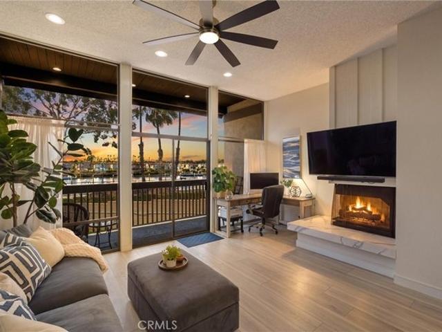 Condo for sale in Long Beach, California