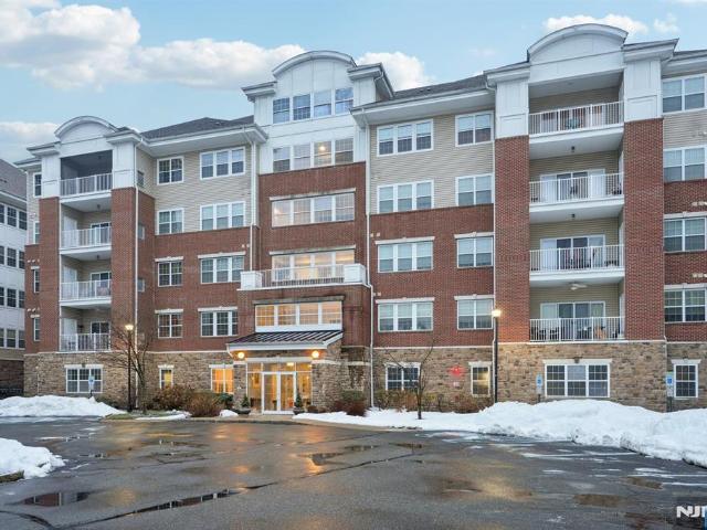 Townhouse for sale in Passaic, New Jersey