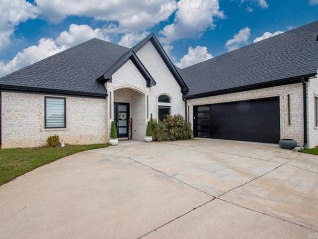 House for sale in Alexander, Pulaski County
