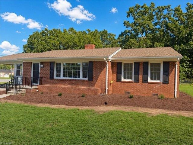 House for sale in Burlington, Alamance County