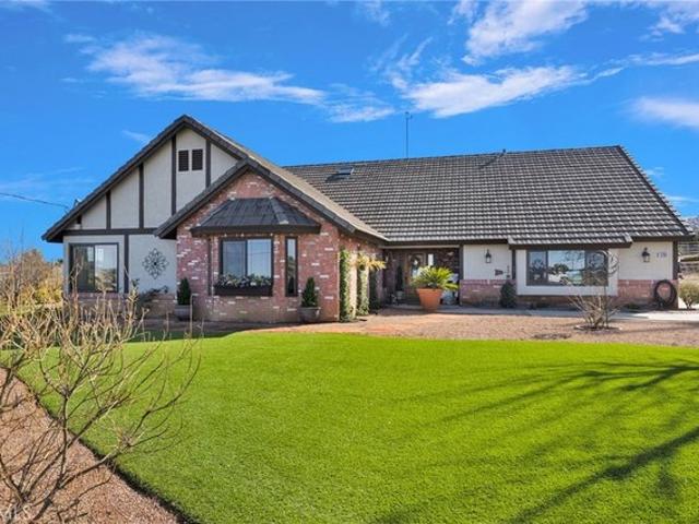 House for sale in Phelan, San Bernardino County
