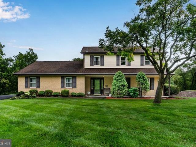 House for sale in Cumberland, Pennsylvania