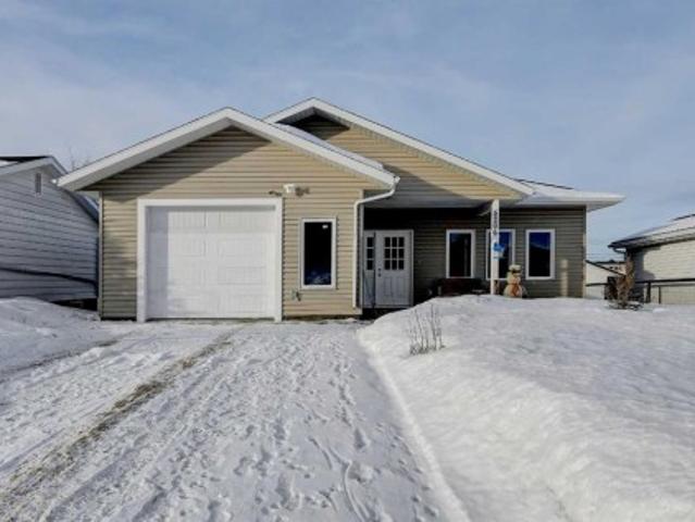 House for sale in Valleyview, Alberta