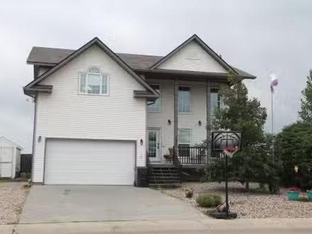 House for sale in Elk Point, Alberta