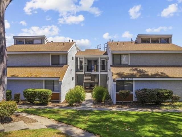 Condo for sale in Oxnard, California