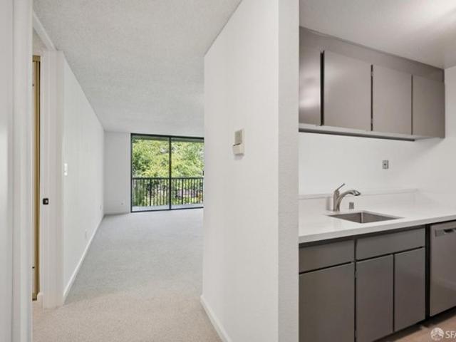 Condo for sale in San Mateo, California