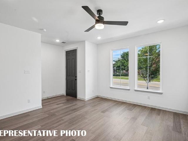 Townhouse for sale in Haltom City, Tarrant County