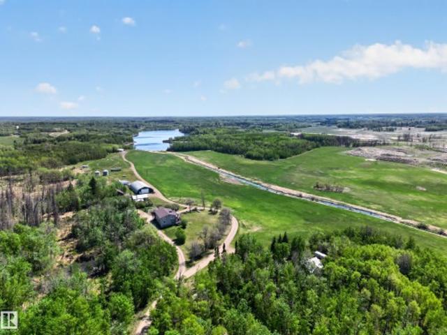 House for sale in Alberta