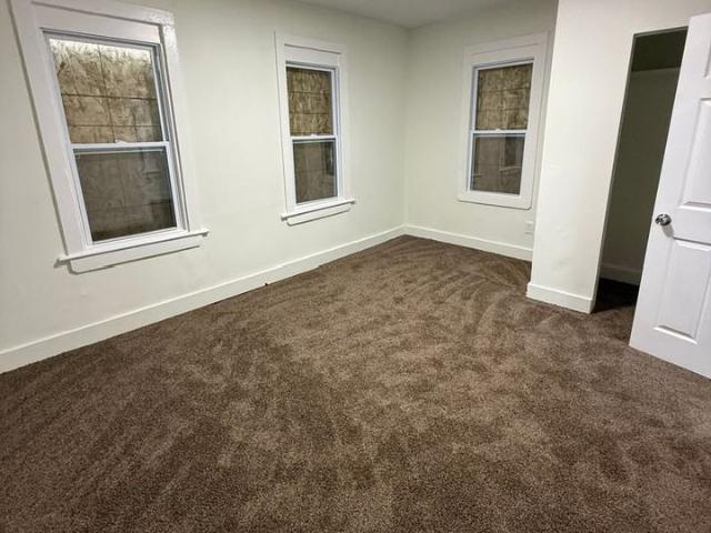 Apartment for rent in North Broadway, Cleveland
