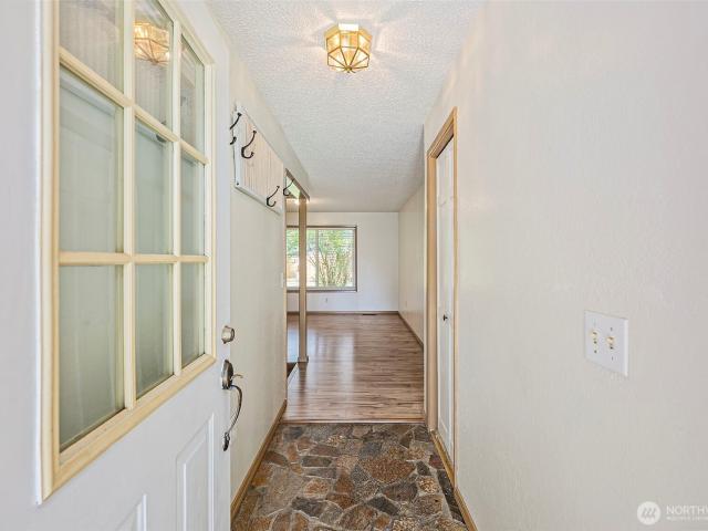 House for sale in Thurston, Washington