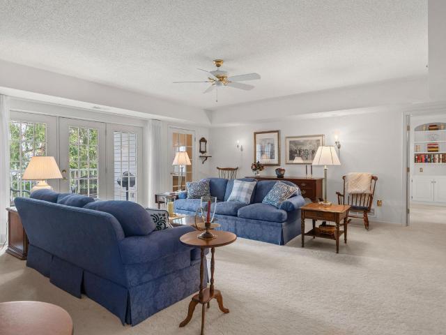 Condo for sale in Bucks, Pennsylvania