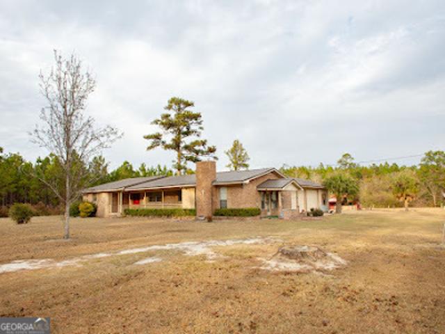 House for sale in Pierce, Georgia