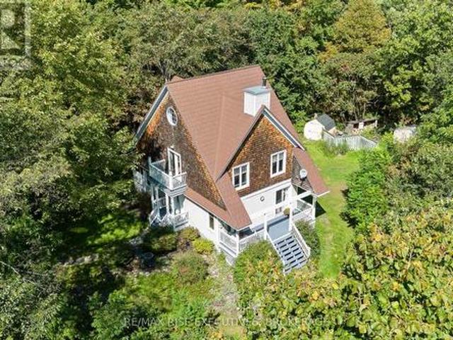 House for sale in Ontario