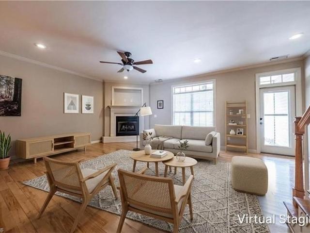 Townhouse for sale in Clemmons, North Carolina