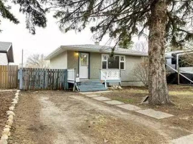House for sale in Blackfalds, Alberta