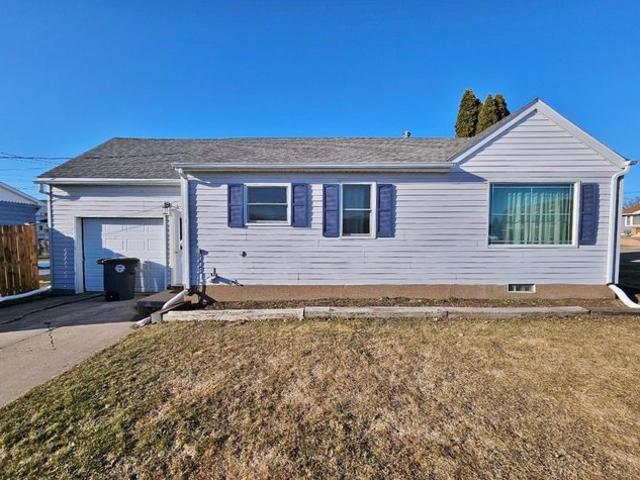 House for sale in Rugby, North Dakota