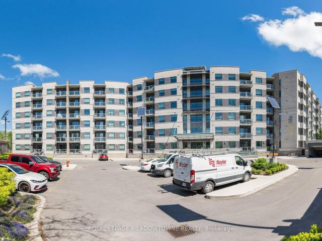 Condo for sale in Woburn, Ontario