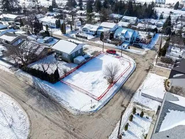 House for sale in Creston, British Columbia