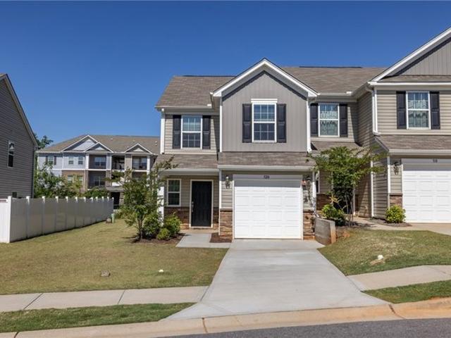 Townhouse for sale in Pendleton, South Carolina