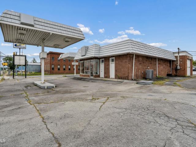 Commercial for sale in Tennessee