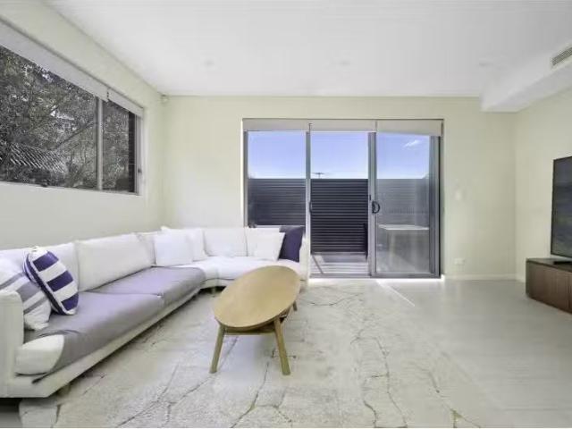Condo for rent in Sydney, New South Wales