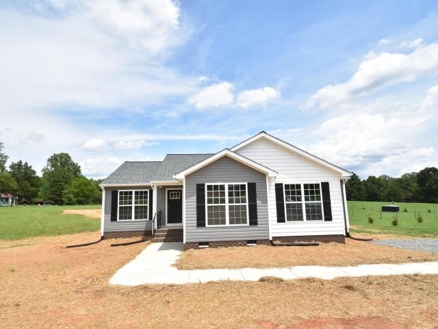 House for sale in Louisa, Louisa County