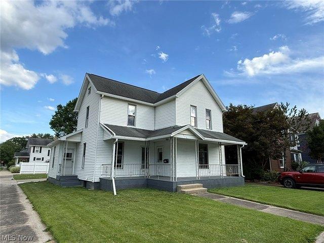 House for sale in Dover, Ohio