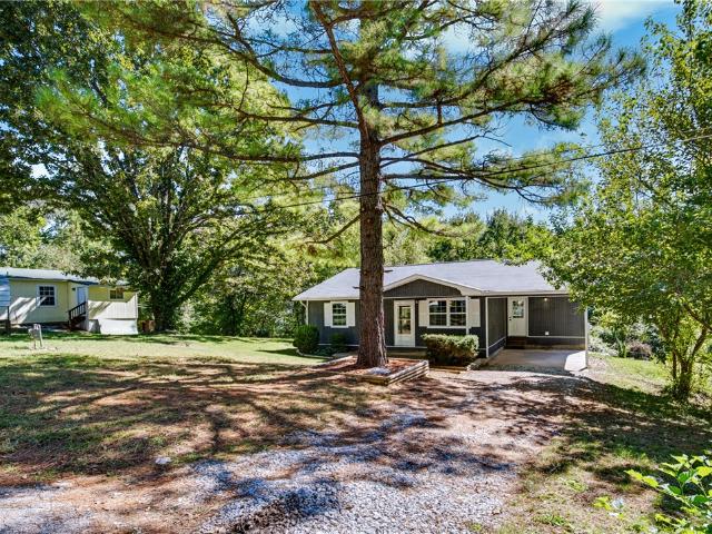 House for sale in Harrison, Boone County