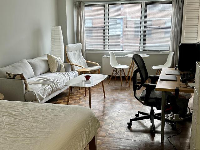 Condo for sale in Manhattan Community Board 8, New York