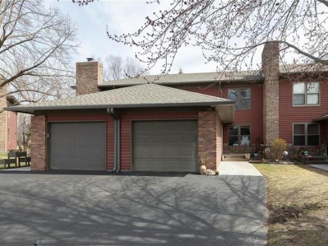 Townhouse for sale in Hudson