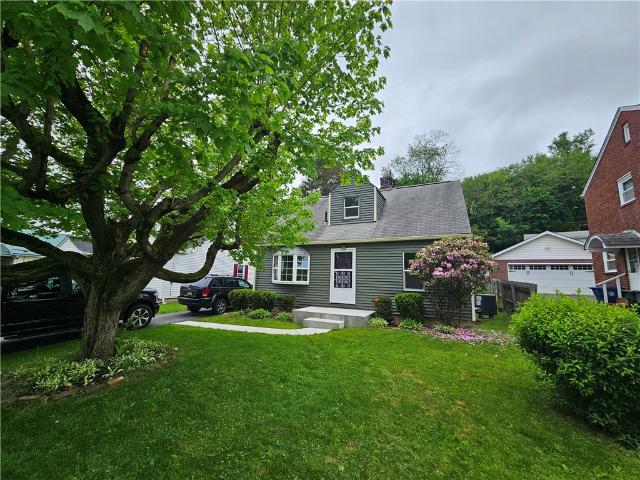 House for sale in Ellwood City, Pennsylvania