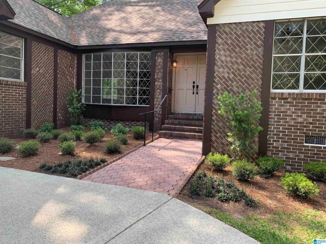 House for sale in Leeds, Alabama