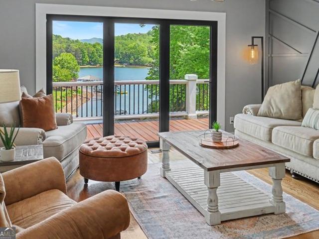 House for sale in Hiawassee, Georgia