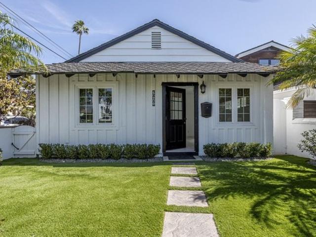 House for sale in Corona del Mar, Newport Beach