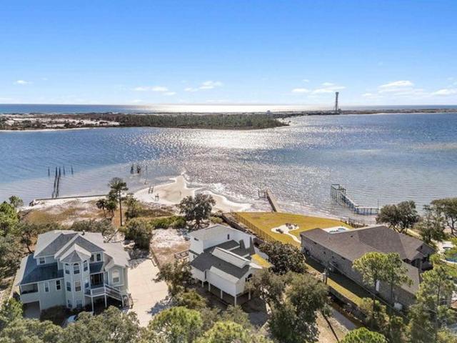 House for sale in Mary Esther, Florida