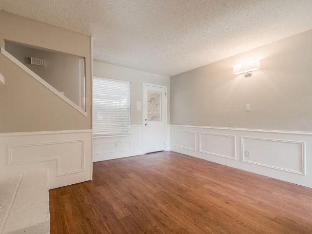 Townhouse for sale in Arlington, Texas