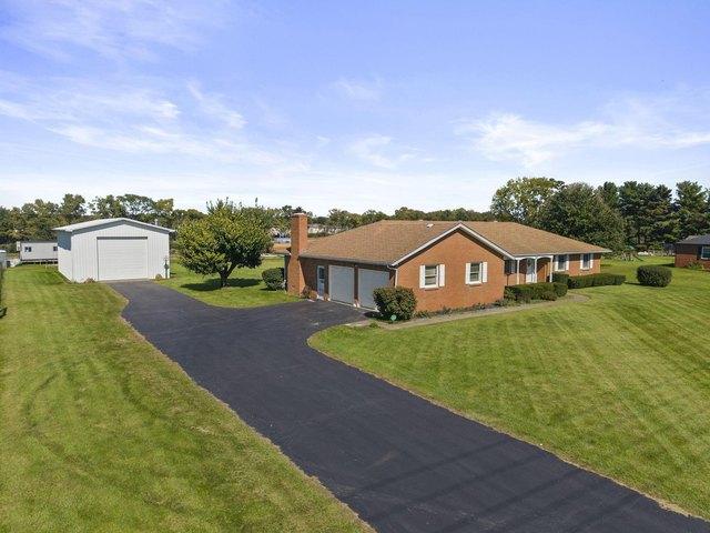 House for sale in Lockbourne, Franklin County