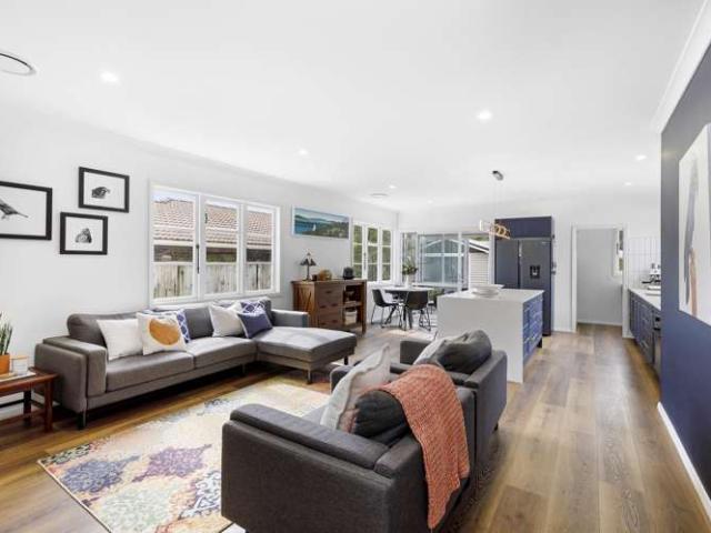 House for sale in Days Bay, Wellington